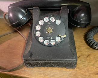 Vintage Western Electric 302 Rotary Dial Telephone