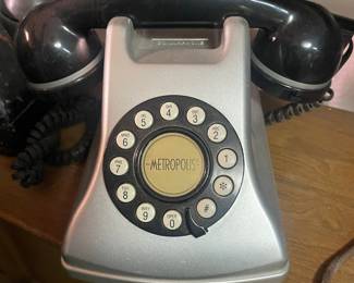 Metropolis Conair Push-Button Desk Telephone