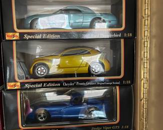 Maisto and Road Legends 1:18 Scale Die-Cast Model Cars - Shelby Cobra Collection