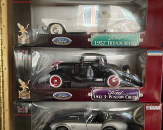Maisto and Road Legends 1:18 Scale Die-Cast Model Cars - Shelby Cobra Collection