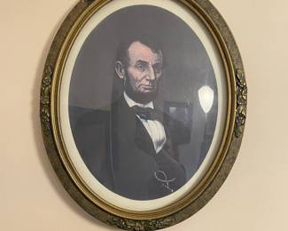 Vintage Oval Framed Portrait of Abraham Lincoln - Lithograph