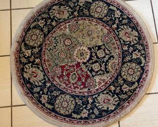 Vintage Traditional Floral Round Area Rug