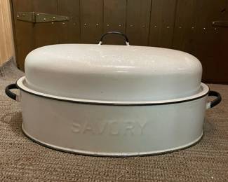 Vintage Savory White Enamel Roasting Pan with Lid