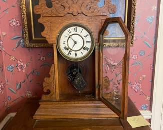 Vintage Oak Gingerbread Mantel Clock - Ansonia