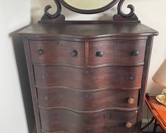 Victorian Mahogany Serpentine Front Chest with Mirror