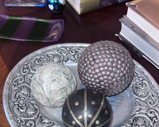 Ceramic decorative items