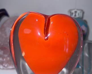 Beautiful blown glass, heart, bud vase bud vase