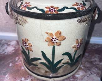 Vintage ceramic ice bucket with top