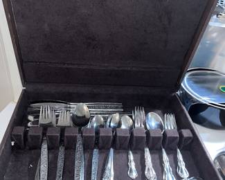 Beautiful stainless Rogers and Brothers flatware