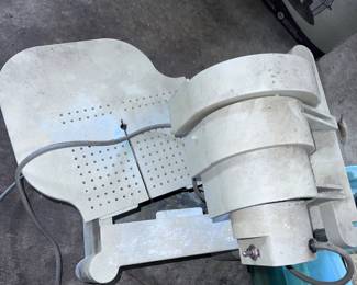 Table saw for glass cutting
