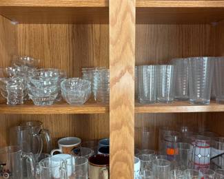 Cabinet Glassware Selection