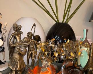 Decorative Figurines And Glass Accents