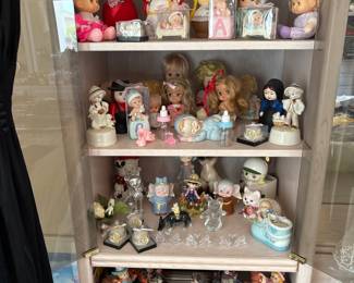 Dolls And Figurine Collection