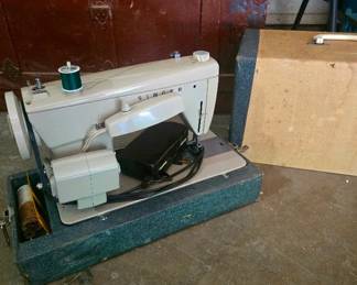 Vintage Singer Model 237 in Case