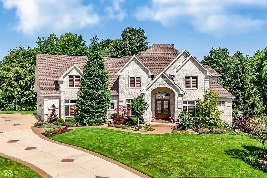 The Greenwood Gavel Estate Auction