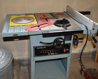 10 INCH DEWALT TABLE SAW