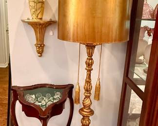 This lamp really makes a statement!