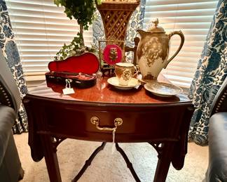 Side table and pretties
