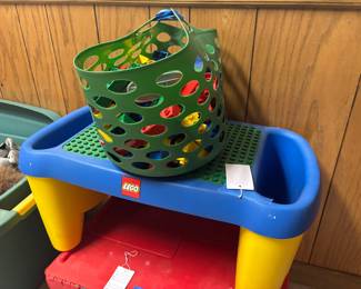 Duplo table