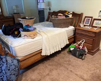 Seely Queen mattress & split box