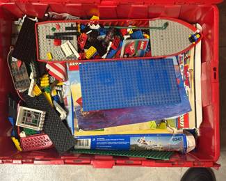 Assorted Vintage Lego bin sold as lot