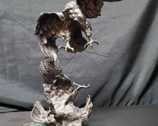 OM235Bronze Eagle Sculpture