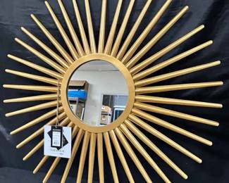 OM386Safavieh Gold Sunburst Accent Wall Mirror