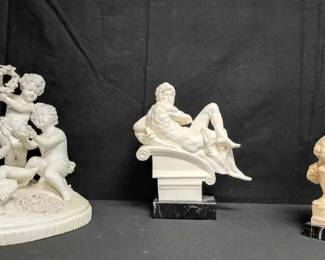 OM143Unique Vintage Statues