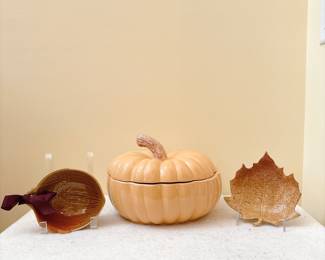 Williams Sonoma Large Pumpkin Soup Tureen - Maple Leaf Dish - Hallmark Autumn Acorn Bowl