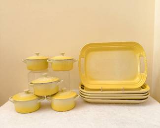 Le Creuset Stoneware Serving Platter - Le Creuset Mini Round Cocottes Soleil Yellow Ombre Glaze