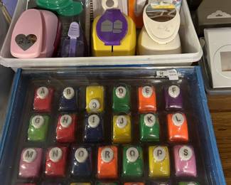 Alphabet 26 Metal Paper Craft Punch Set in Carry Case