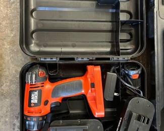 Black & Decker cordless drill kit