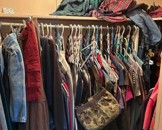 Huge Womens Mystery Lot 200