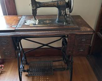 Antique White Sewing Machine In Cabinet