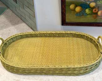 Decorative woven wicker basket tray