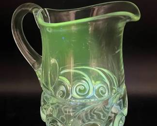 Duncan & Miller UV reactive vintage glass