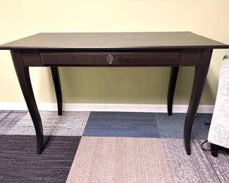 Beautiful console table in great shape