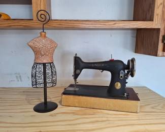 Vintage Singer Sewing Machine with Foot Pedal  Decorative Dress Form