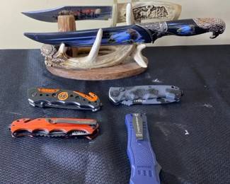 Collectible Knives With Antler Stand Picker Knives Tac Force Schrade VEX Pro