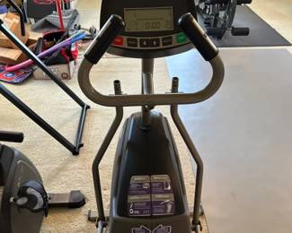 Horizon Fitness EG5 Digital Series Elliptical Cross Trainer