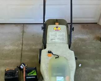 Neuton Electric Mower With Duracell Batteries