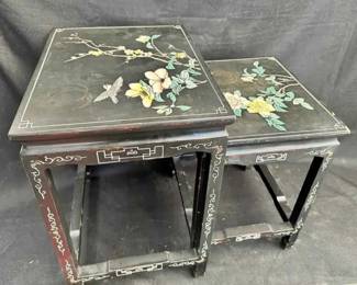 OM180Vintage Chinoiserie Black Lacquer Nesting Tables Hand Painted Asian Floral Bird Accent Side Tables