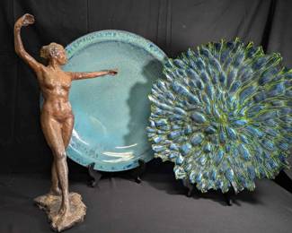OM313Decorative Platters And Bronze Toned Female Sculpture
