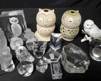 OM330Owl Figurines And More