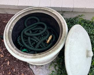 Hose Pot