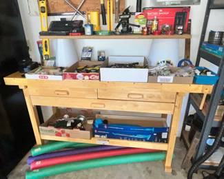 SOLID WOOD WORK BENCH