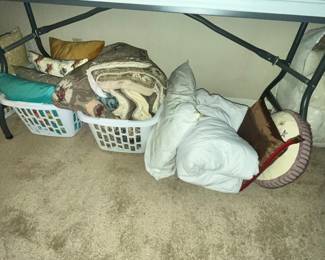 PILLOWS, COMFORTERS