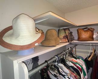 HATS & PURSES