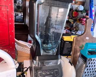 NINJA BLENDER