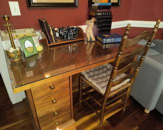 Small Office Desk 